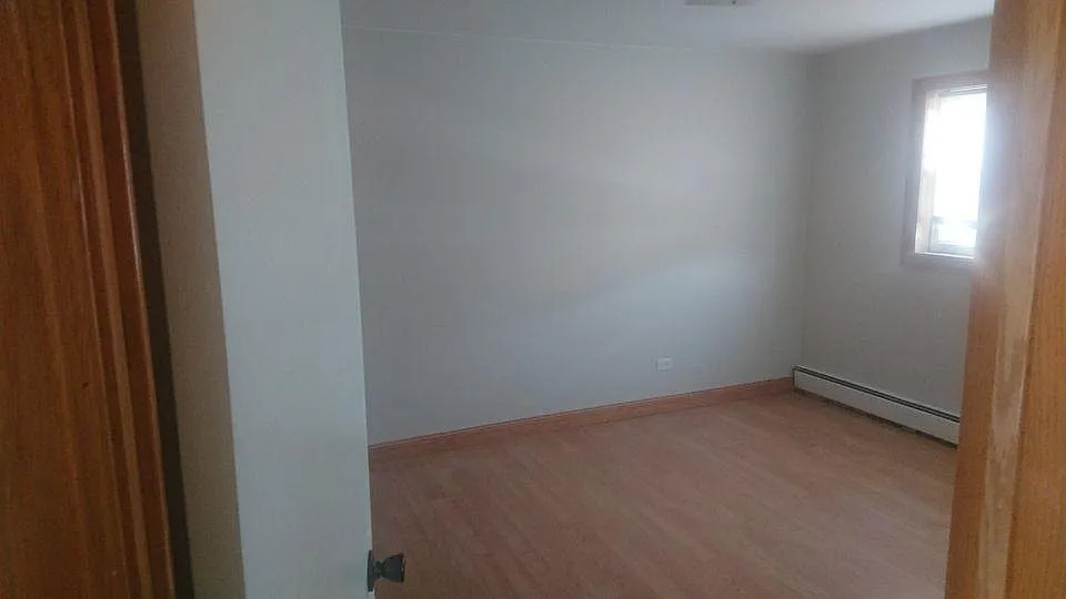 Building Photo 4