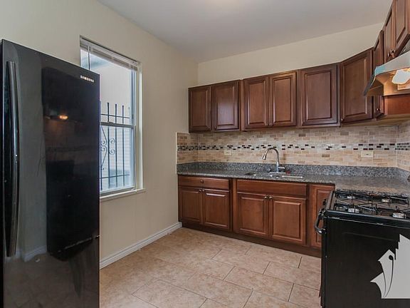 5th image of 1642 N Campbell Ave #2AAA