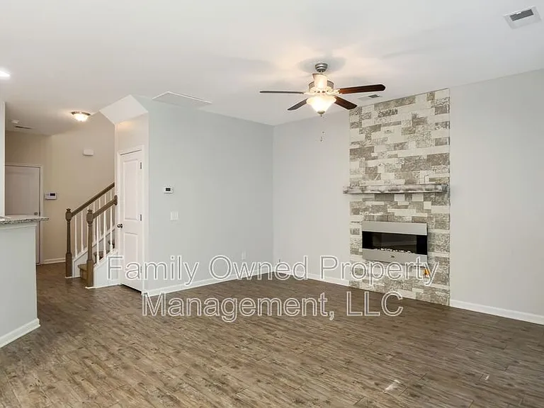 8968 Cat Tail Pond Rd — Photo 18