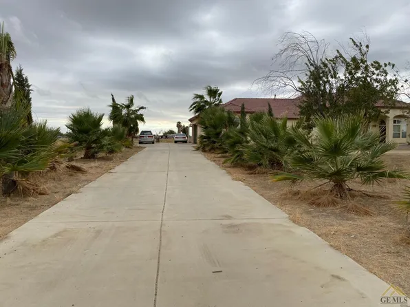5101 Muller Rd, Bakersfield, CA 93307