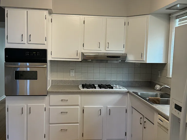 4047 N Long Ave #1 — Photo 2