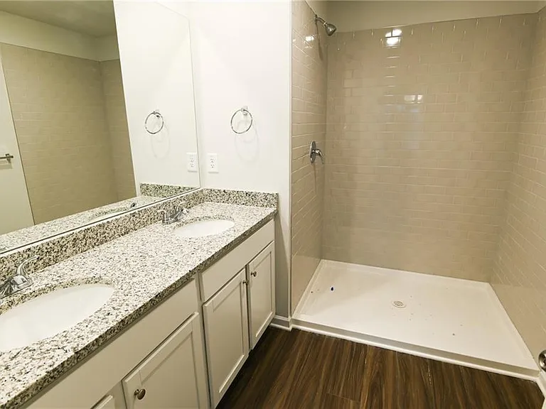 115 Village Green Dr #166 — Photo 20