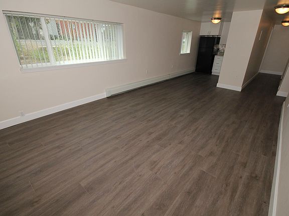 2nd image of 136 Lincoln St APT 1