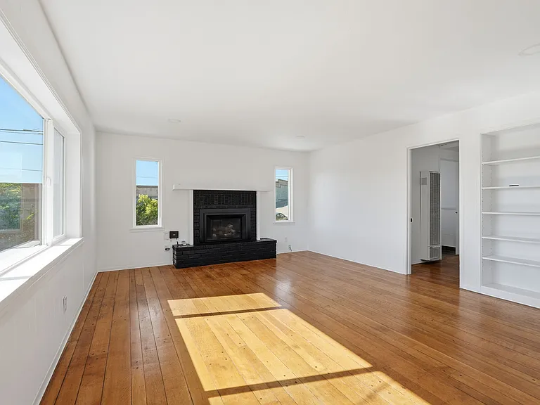 1534 Mariposa St #1534 — Photo 12