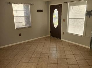 2441 Bay St #B, Sarasota, FL 34237