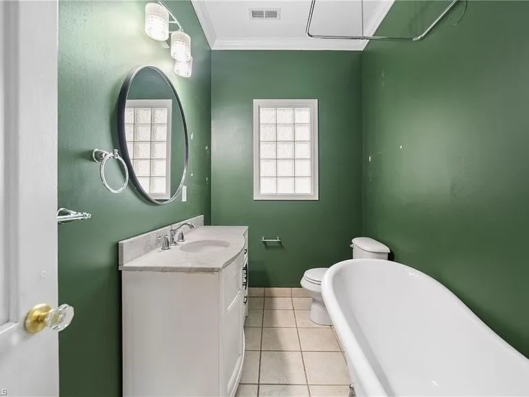 2083 Elizabeth Ave — Photo 16