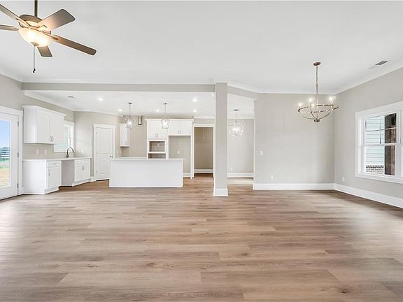 4th image of 680 Snapping Shoals Rd