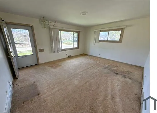 22050 Chardon Rd — Photo 18