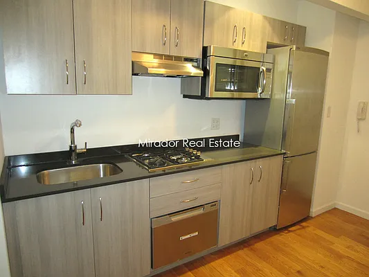 Rented by Mirador Real Estate | media 5