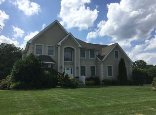 2328 Donna Dee Ct, Toms River, NJ 08755