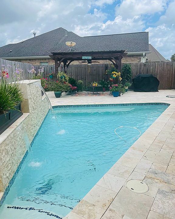 1st image of 7405 Breckenridge Ct