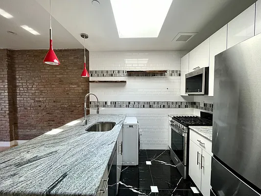 Rented by Nest Seekers International | media 2