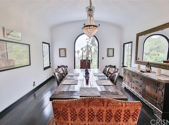 2nd image of 5604 Holly Oak Dr