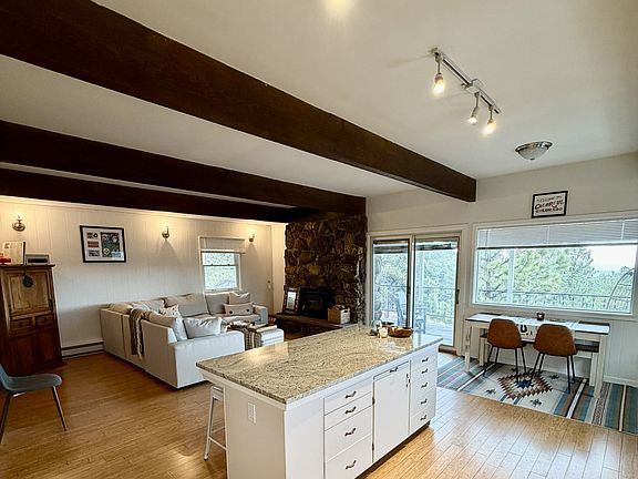 5th image of 374 Whispering Pines Rd