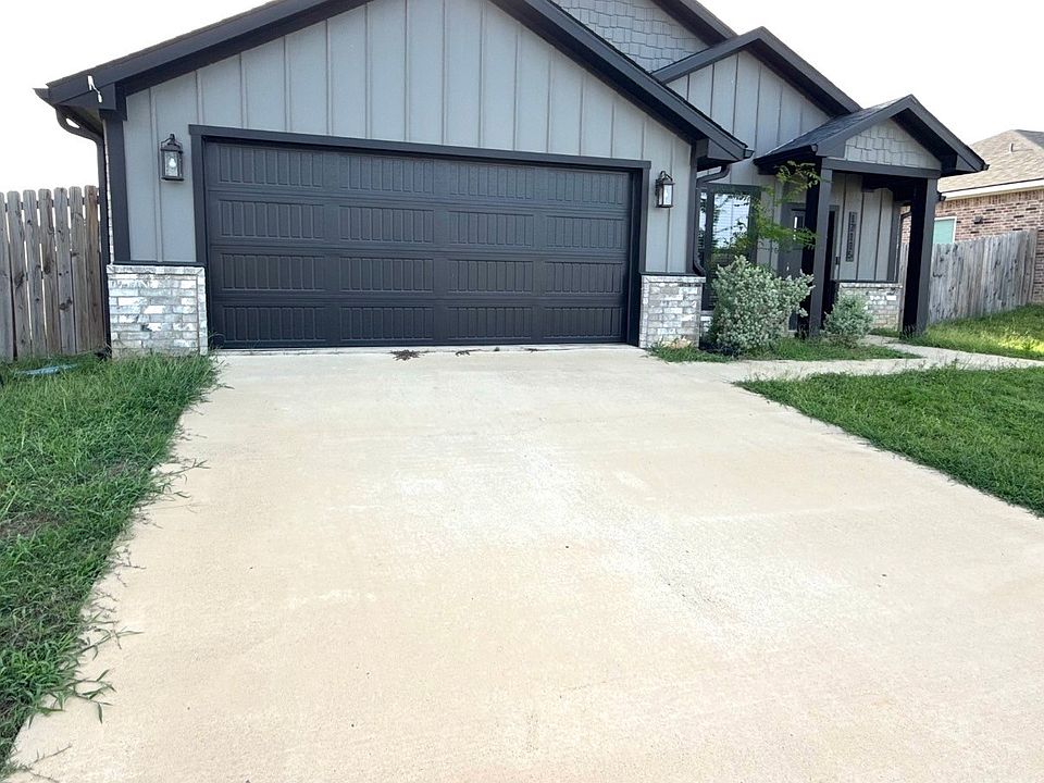 1st image of 17115 Meadowview Ln