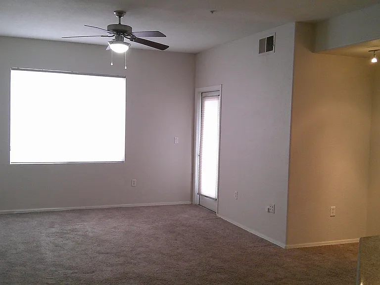 5302 E Van Buren St #1038 — Photo 3