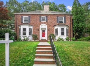 42 Fairway Rd, Brookline, MA 02467