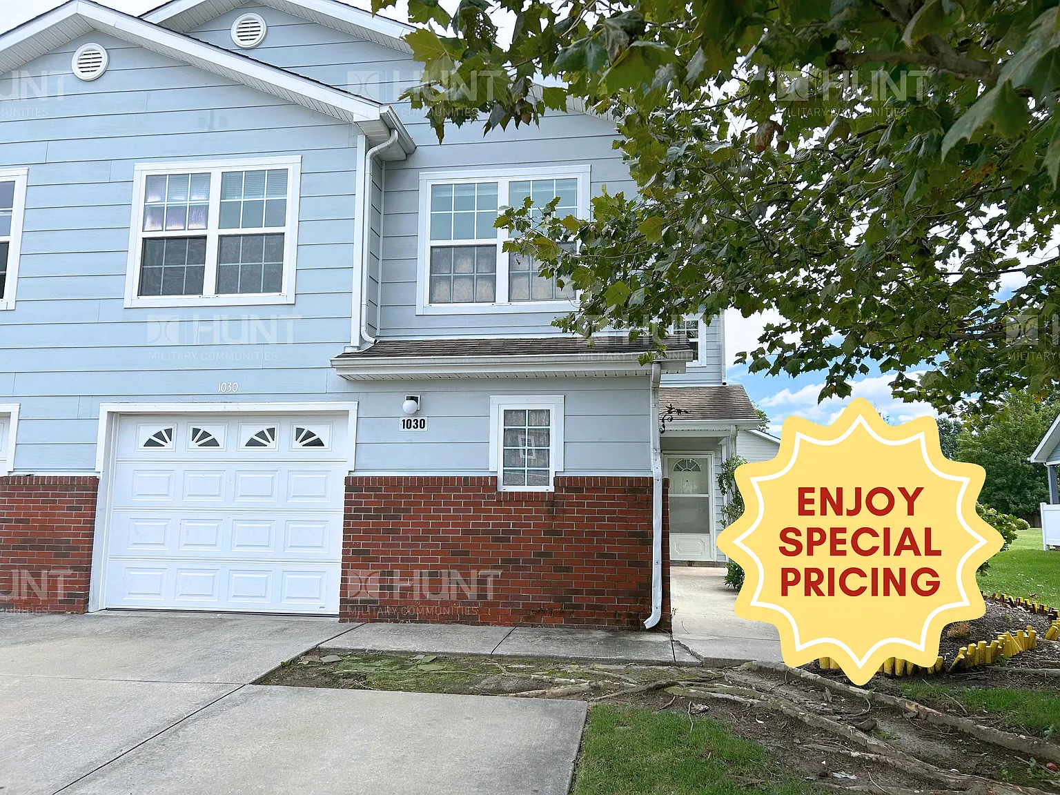 4 bed, 2.5 bath, 1994 sqft, $1,900 — Photo 1
