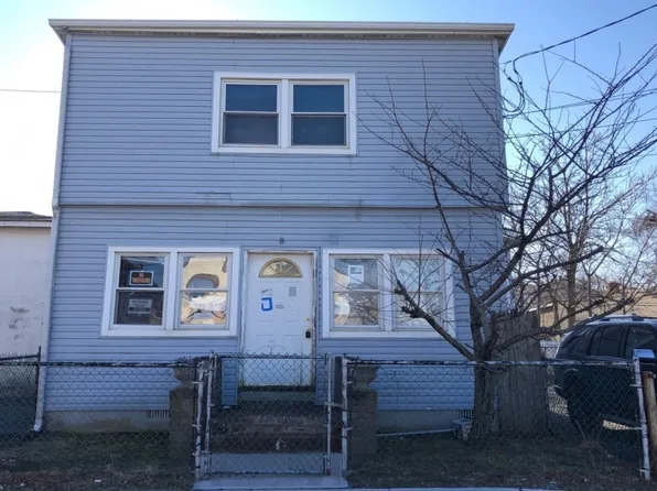 8 Highland Blvd, Keansburg, NJ 07734