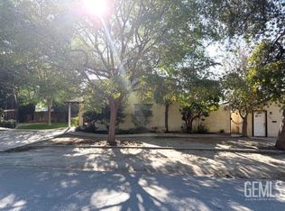 405 Balsam Ave, Bakersfield, CA 93305