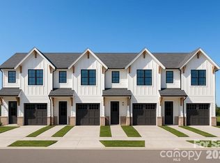 3104 Ridge Ave, Charlotte, NC 28208