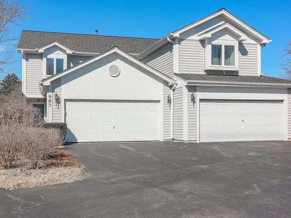 902 Ashley Ct, Westmont, IL 60559