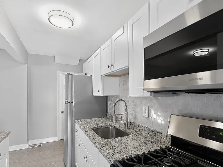 3425 Dunran Rd — Photo 13