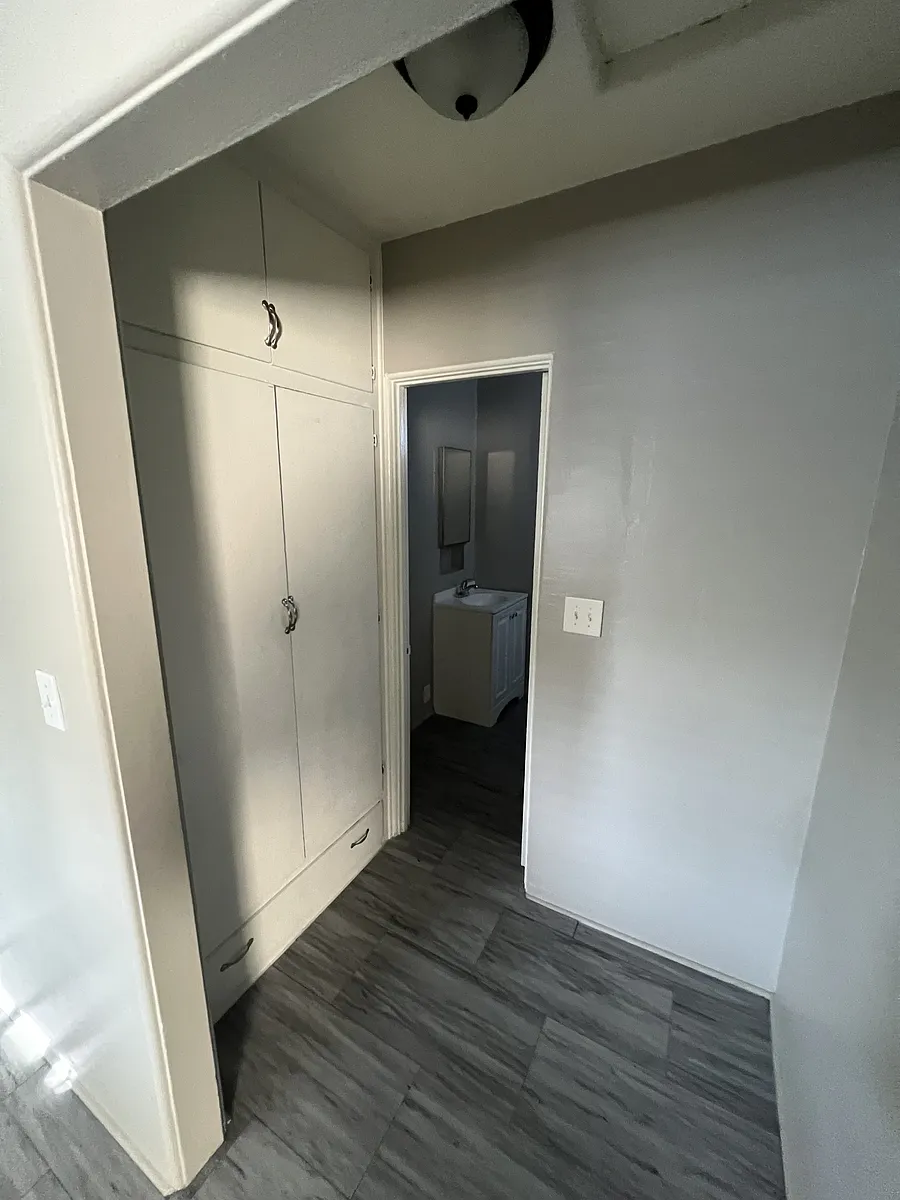 Building Photo - 2814 Saturn Ave #H