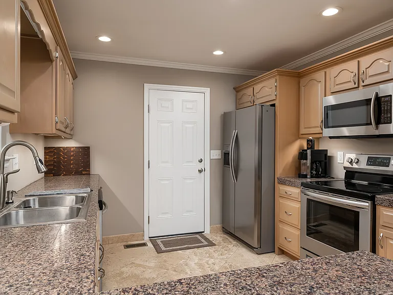 Stainless appliances