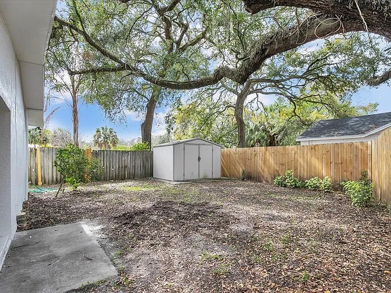 6008 N Tampa St — Photo 3