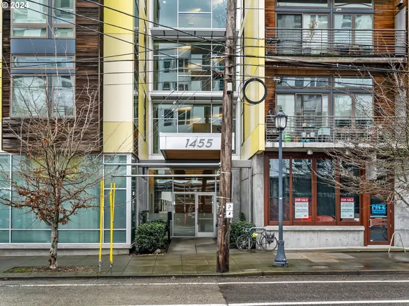 1455 N Killingsworth St APT 412, Portland, OR 97217