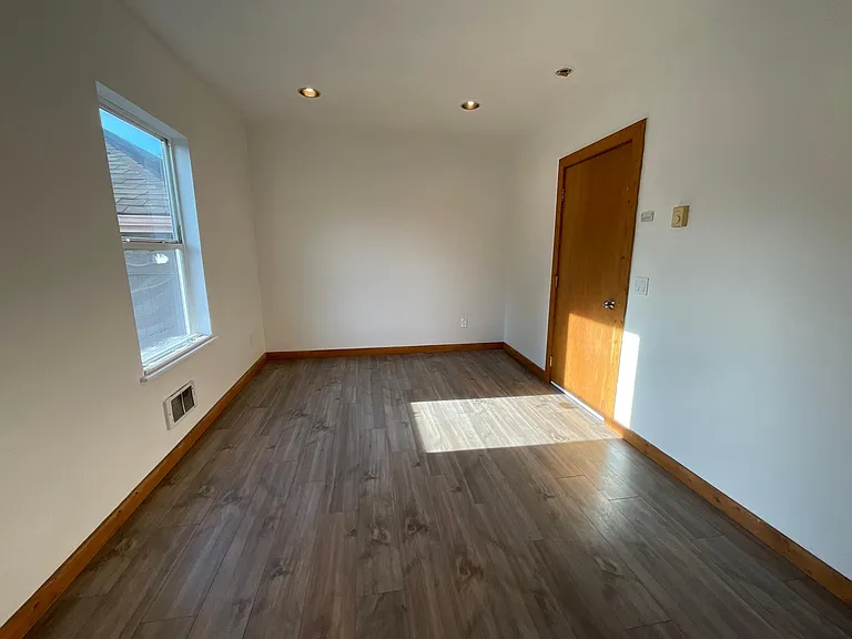 3407 Gilman Ave W #C — Photo 7