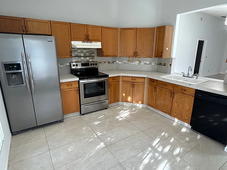 10136 Boynton Place Cir — Photo 13