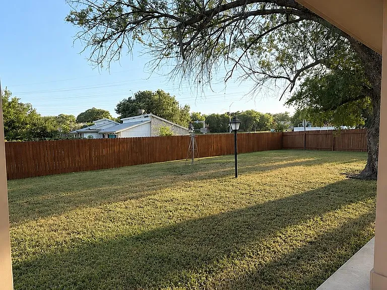 305 Starbright Dr — Photo 22