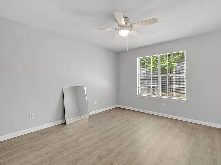 700B Liberty St #B — Photo 19