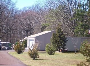 1024 Middle Rd, Perkasie, PA 18944