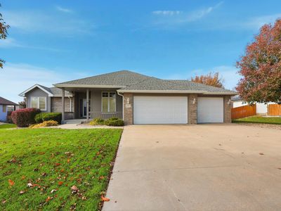 5021 NW Sterling Chase Dr, Topeka, KS, 66618