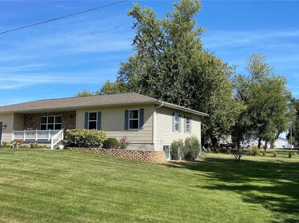 118 Ink Rd NW, Mount Vernon, IA 52314