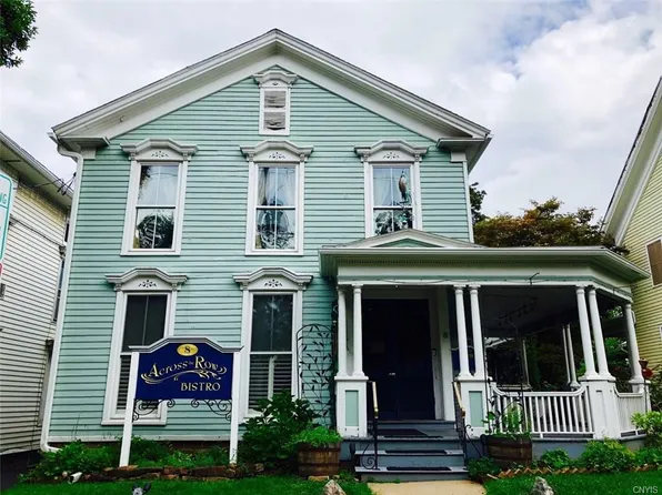 8 E Park Row, Clinton, NY 13323