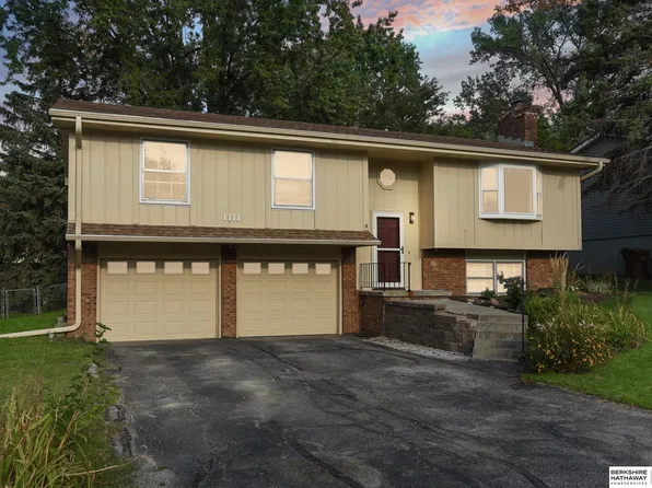 1111 Colorado St, Bellevue, NE 68005