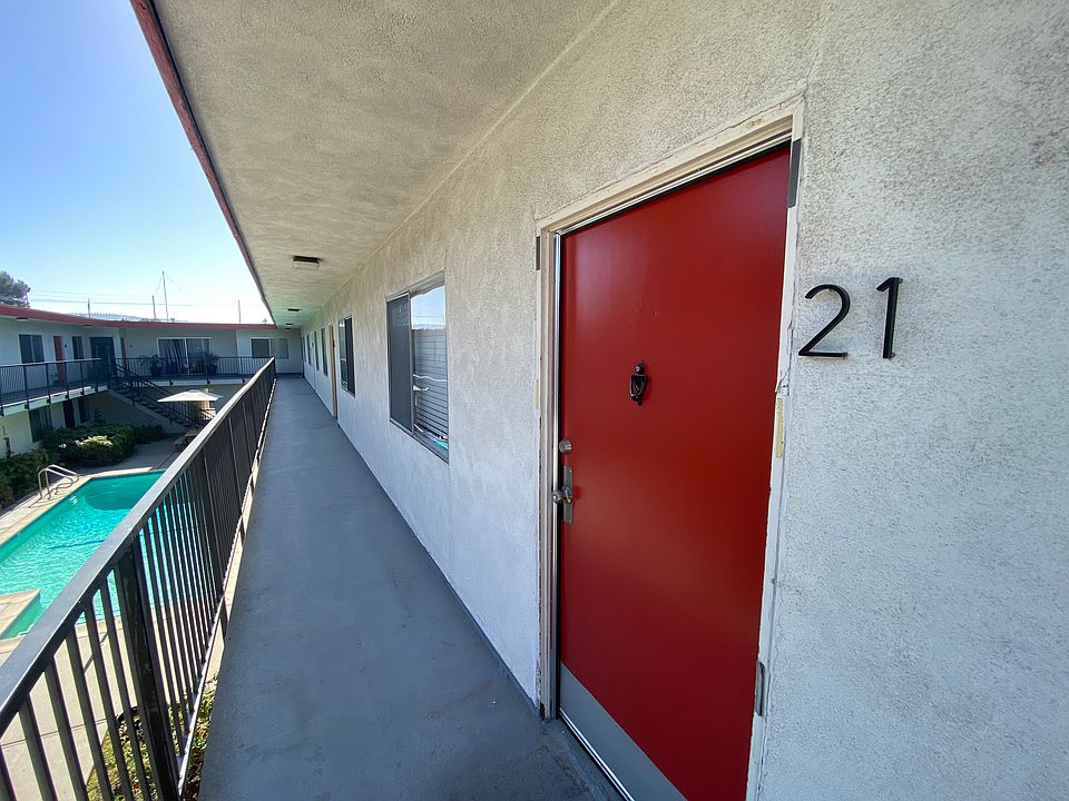 1st image of 25215 Oak St #21
