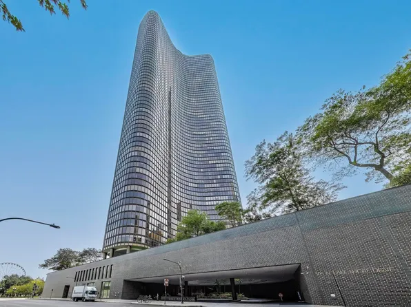 505 N Lake Shore Dr APT 4910, Chicago, IL 60611