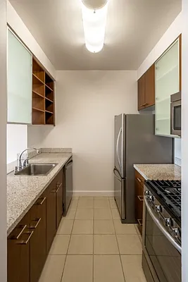 Rented by Cushman & Wakefield (Management) | media 13