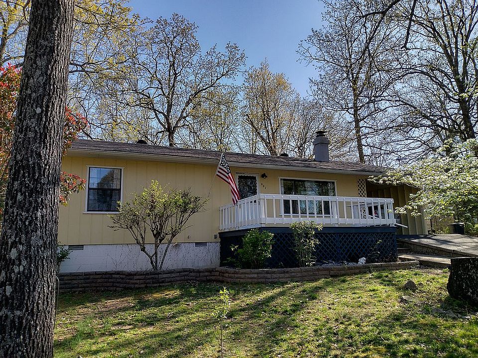 1st image of 807 Locust Ave