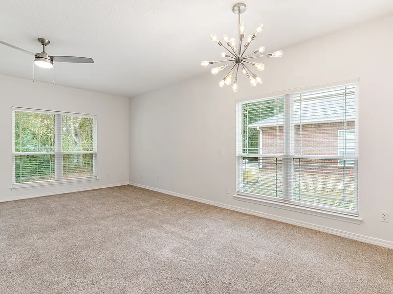 2031 Presidio St #2031 — Photo 15