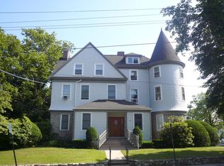 18 Euclid Ave APT 2, Summit, NJ 07901