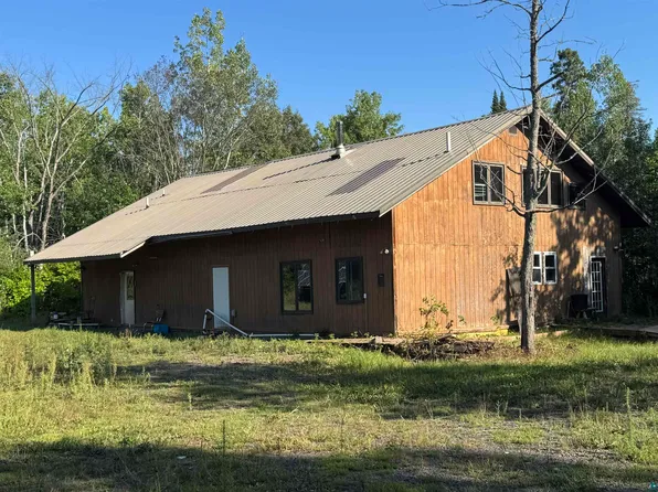 3194 S Smith Creek Rd, Maple, WI 54854