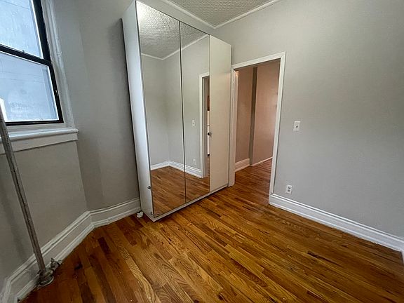 5th image of 716 Sackett St APT 3LR