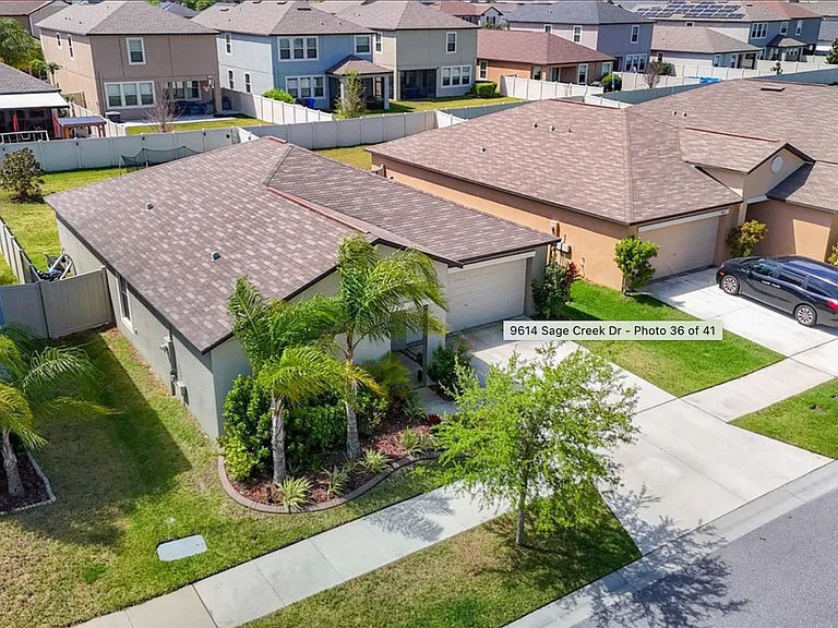 9614 Sage Creek Dr — Photo 37