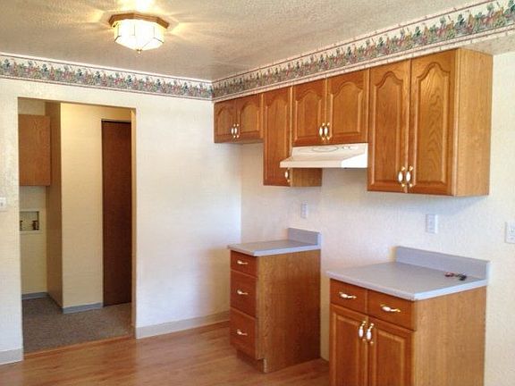 5th image of 1317 E Park St